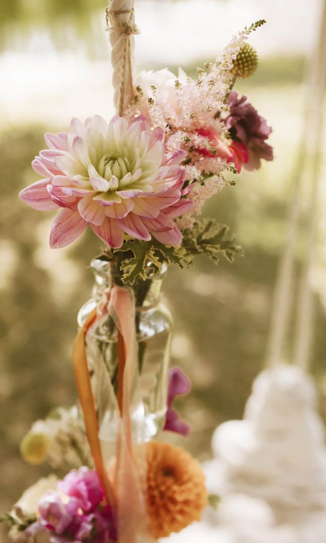 Hochzeitlicher Blumenschmuck